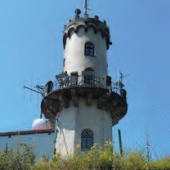 OBEC VELEMÍN: Vyhlídková věž Milešovka