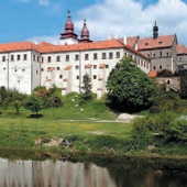 Bazilika sv. Prokopa a zámek Bazilika sv. Prokopa a zámek