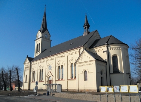 OBEC ŠARATICE: Kostel svatého Mikuláše